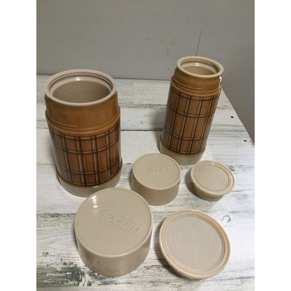Vintage set of two Aladdin thermos bottles - Picture 5 of 10